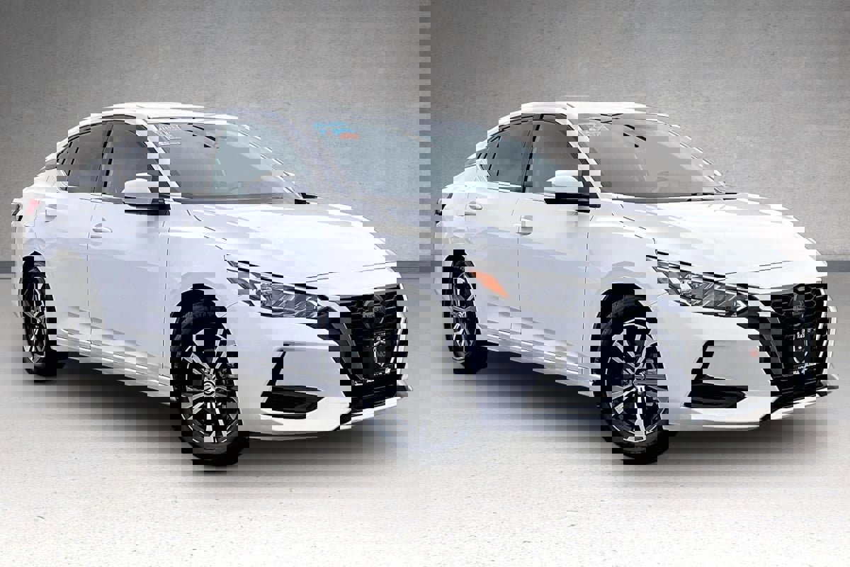 Used 2022 Nissan Sentra SV w/ All-Weather Package image 2