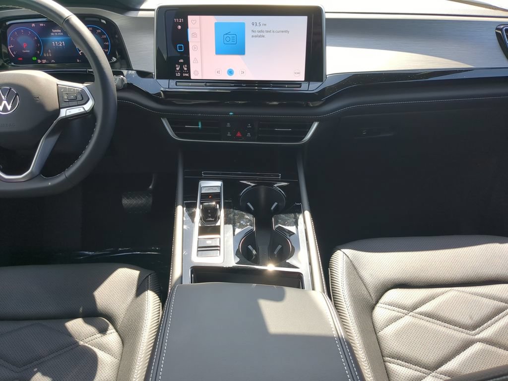 New 2026 Volkswagen Atlas Cross Sport SE FWD image 15
