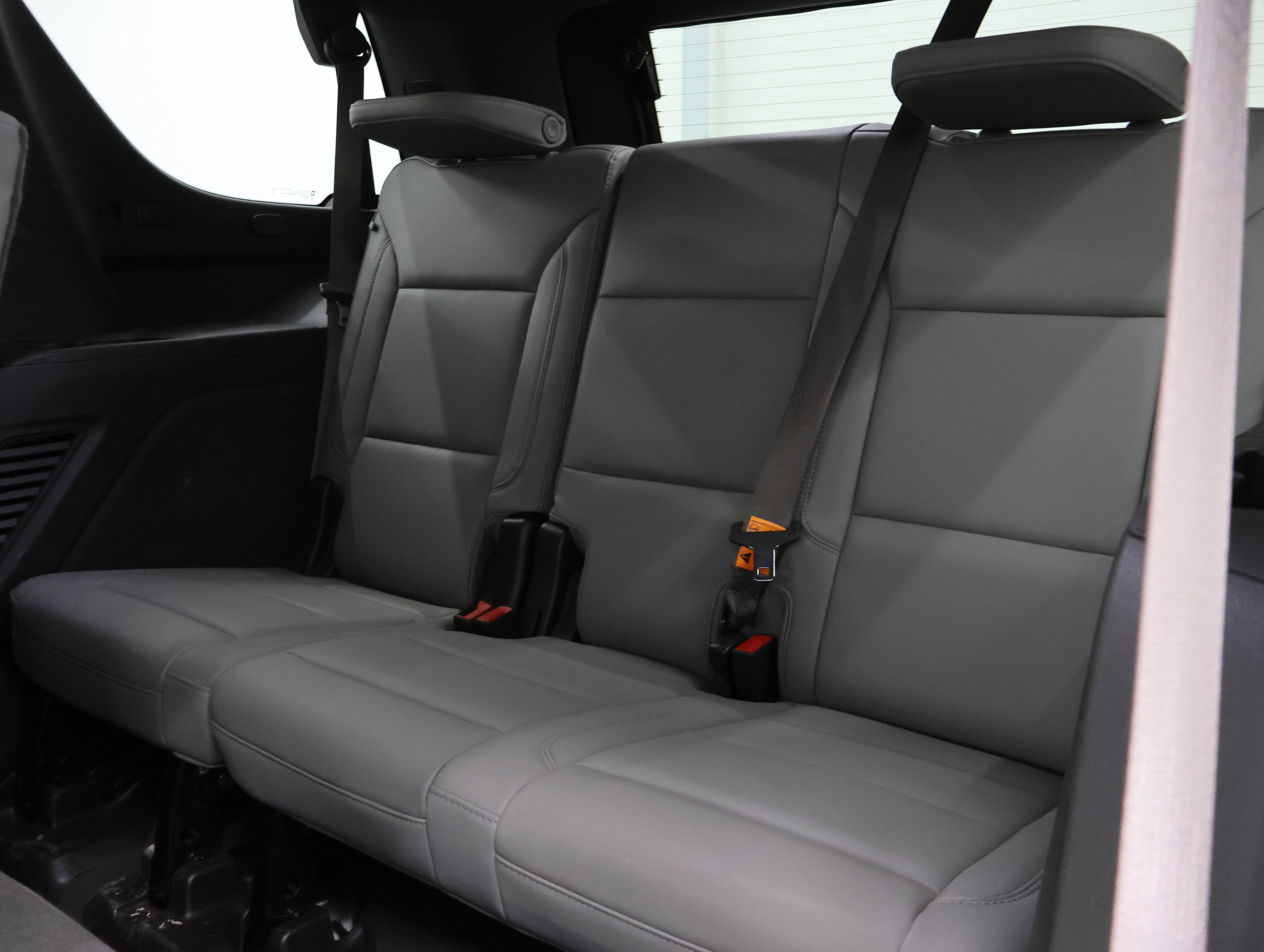 Used 2022 Chevrolet Tahoe Z71 w/ Z71 Off-Road Package image 10