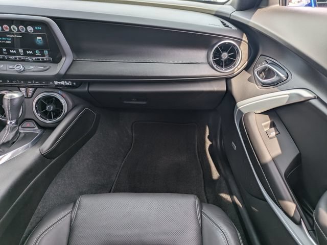 Used 2018 Chevrolet Camaro SS RWD image 16