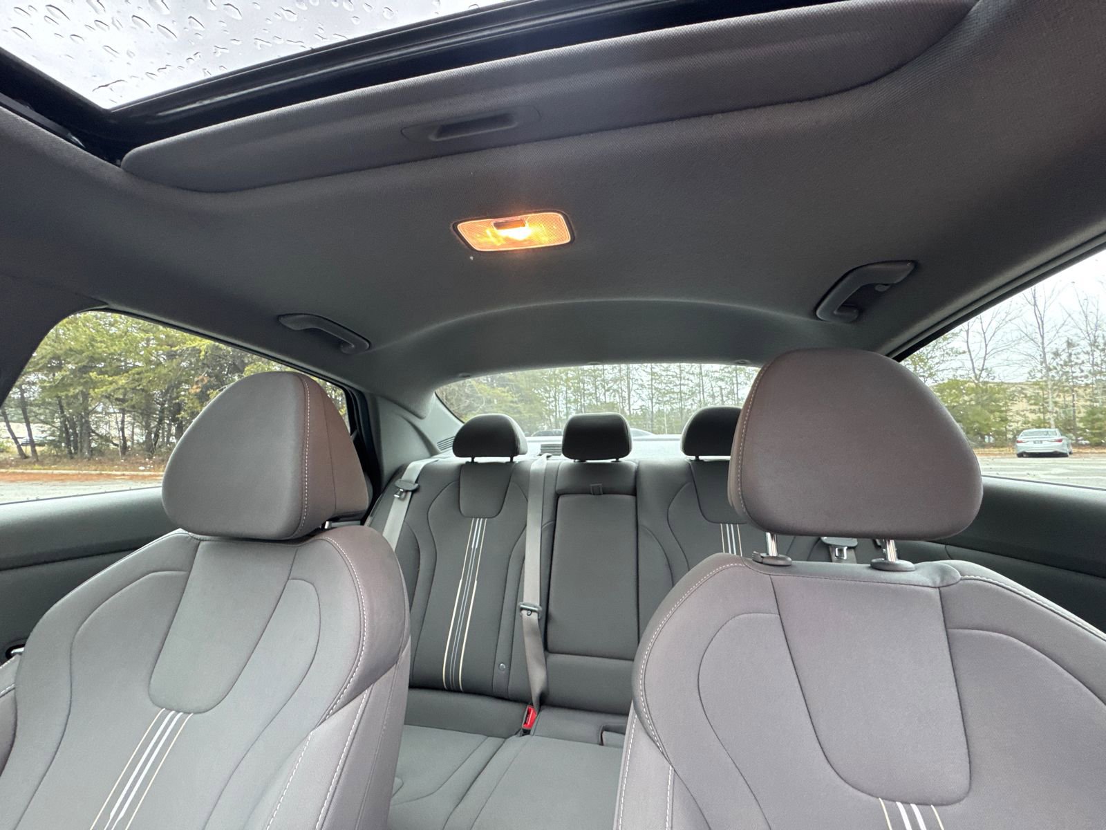 Certified 2025 Hyundai Elantra SEL w/ Cargo Package image 31