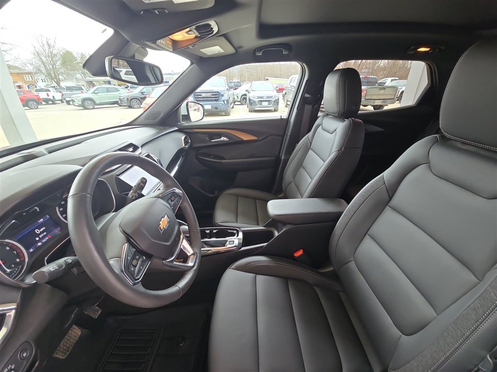 Used 2023 Chevrolet TrailBlazer ACTIV w/ Sun and Liftgate Package image 21