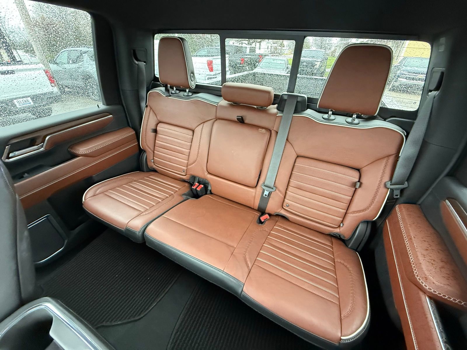 Used 2024 GMC Sierra 3500 Denali Ultimate image 24