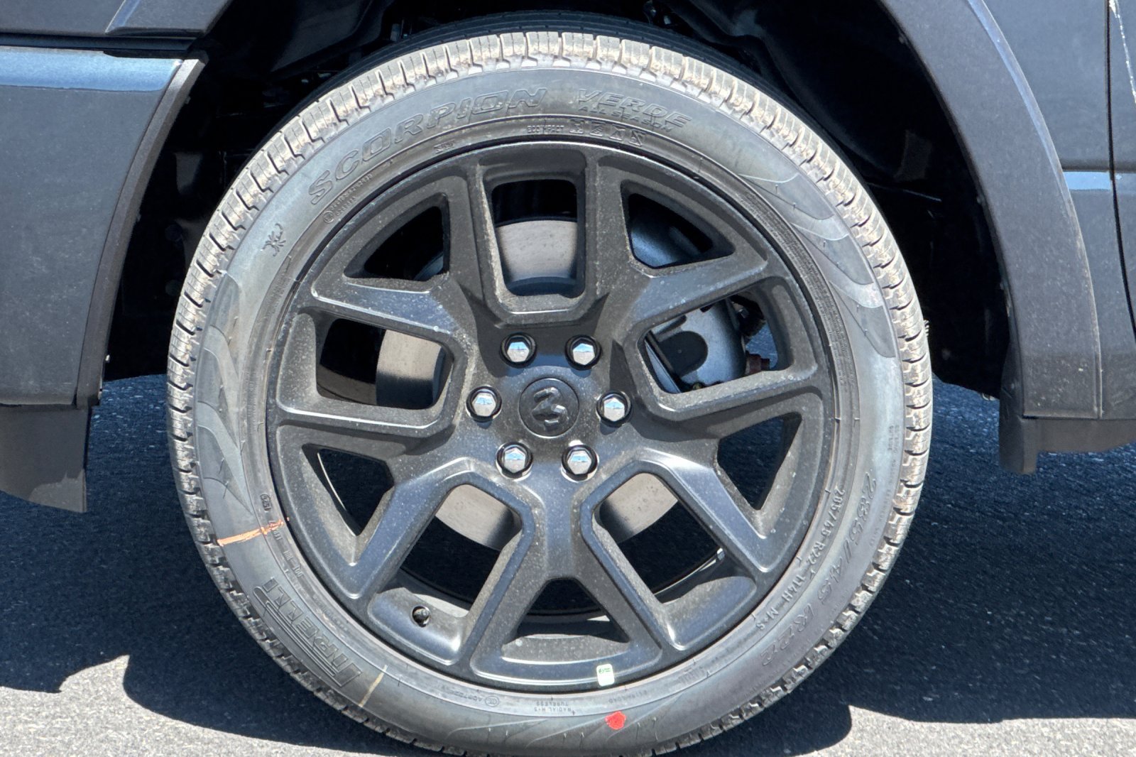 New 2026 RAM 1500 Laramie AWD/4WD image 24