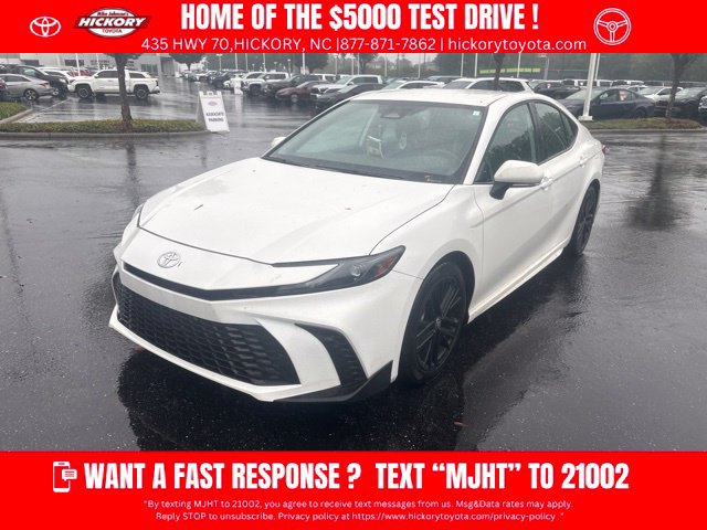 Used 2025 Toyota Camry SE