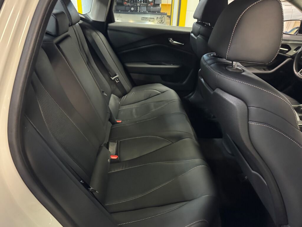 Certified 2022 Acura TLX w/ Technology Package image 33