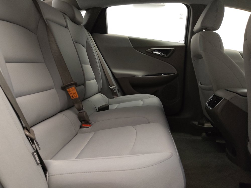 Used 2022 Chevrolet Malibu LT FWD image 19