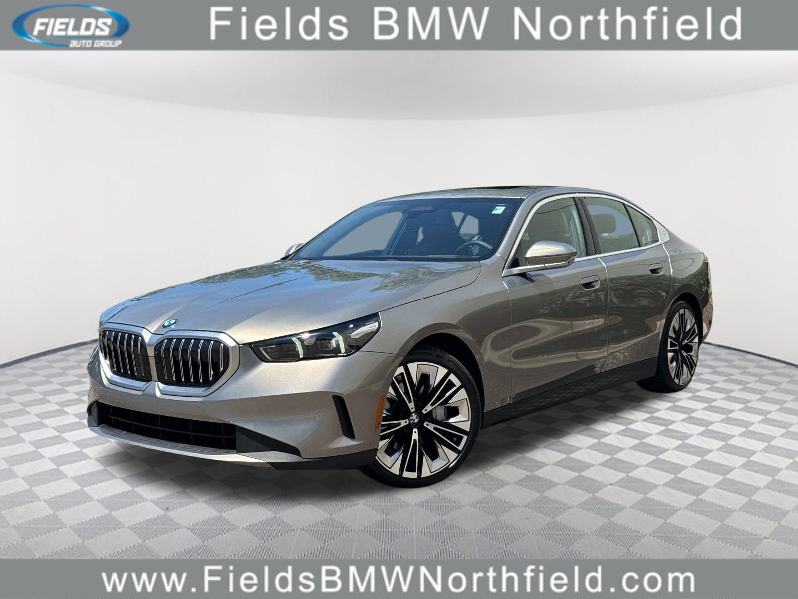 Used 2026 BMW 540i xDrive AWD/4WD image 1