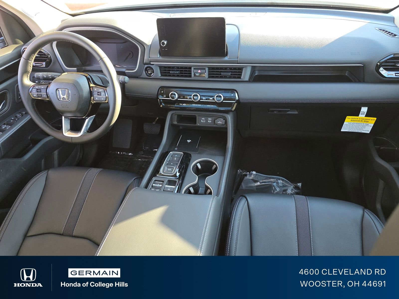 New 2025 Honda Pilot Touring image 10