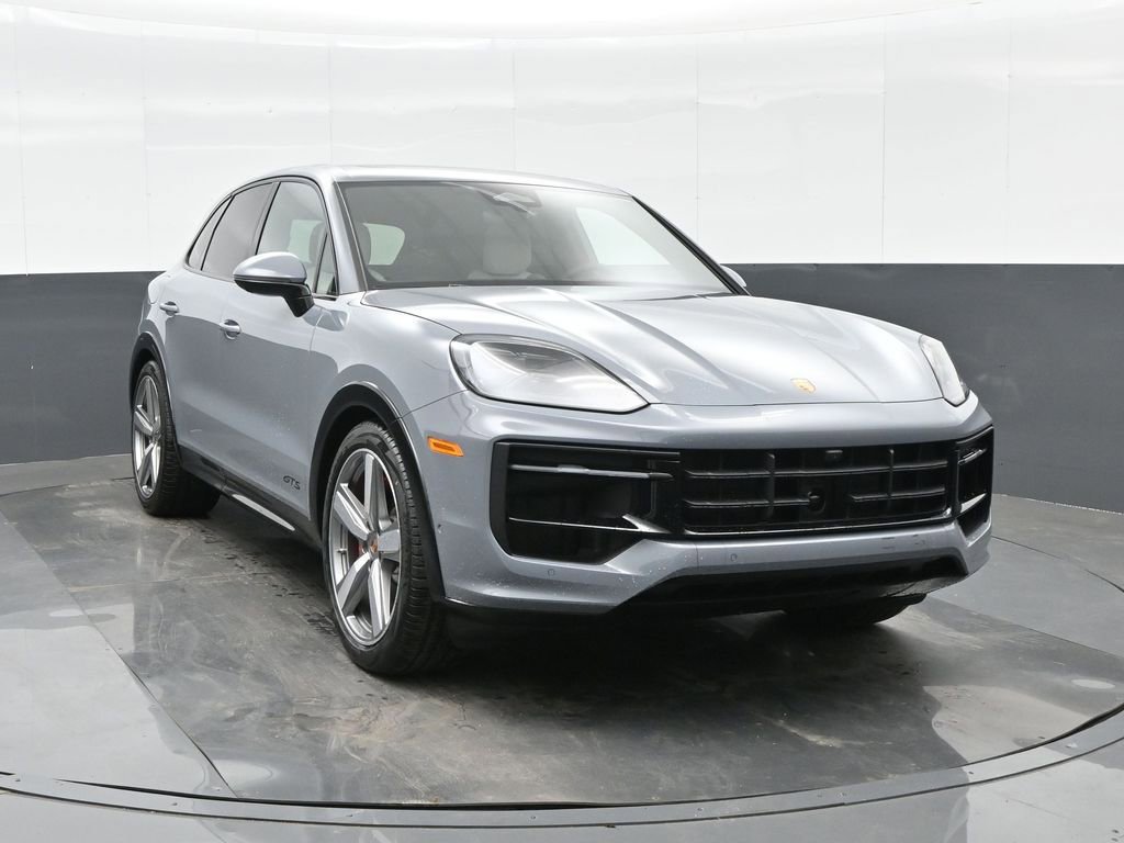 New 2026 Porsche Cayenne GTS image 11
