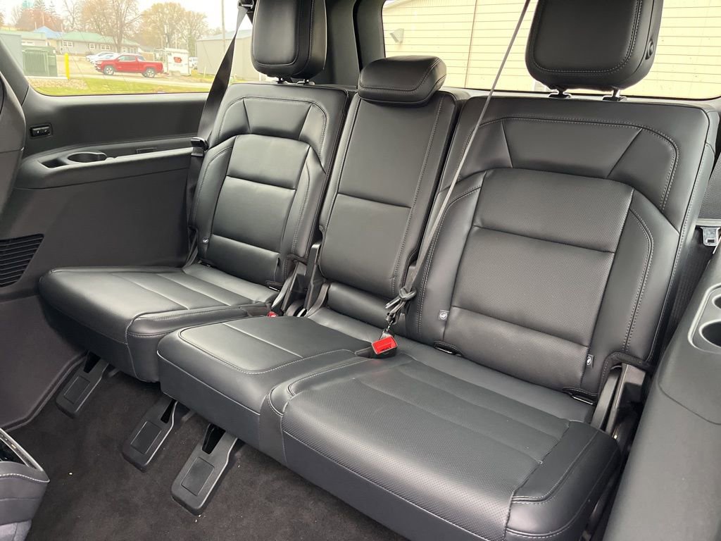 Used 2025 Lincoln Navigator L Reserve w/ Jet Appearance Package image 16