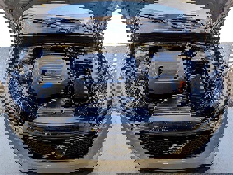 Used 2024 Volvo XC40 B5 Core image 17