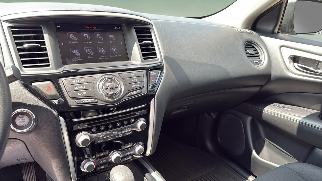Used 2019 Nissan Pathfinder S AWD/4WD image 26