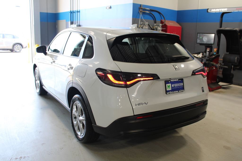 Used 2023 Honda HR-V LX image 35
