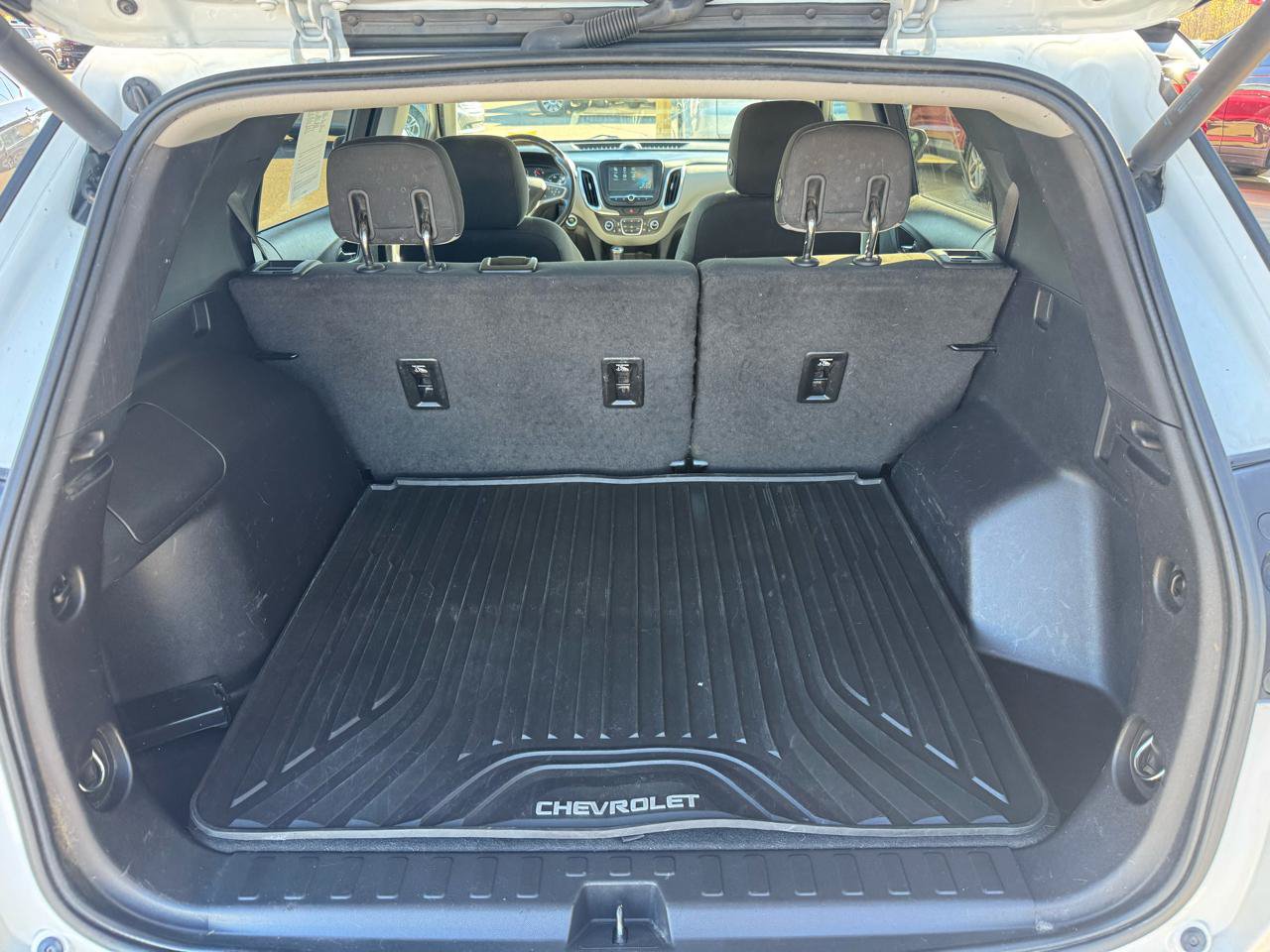 Used 2018 Chevrolet Equinox LT AWD/4WD image 8