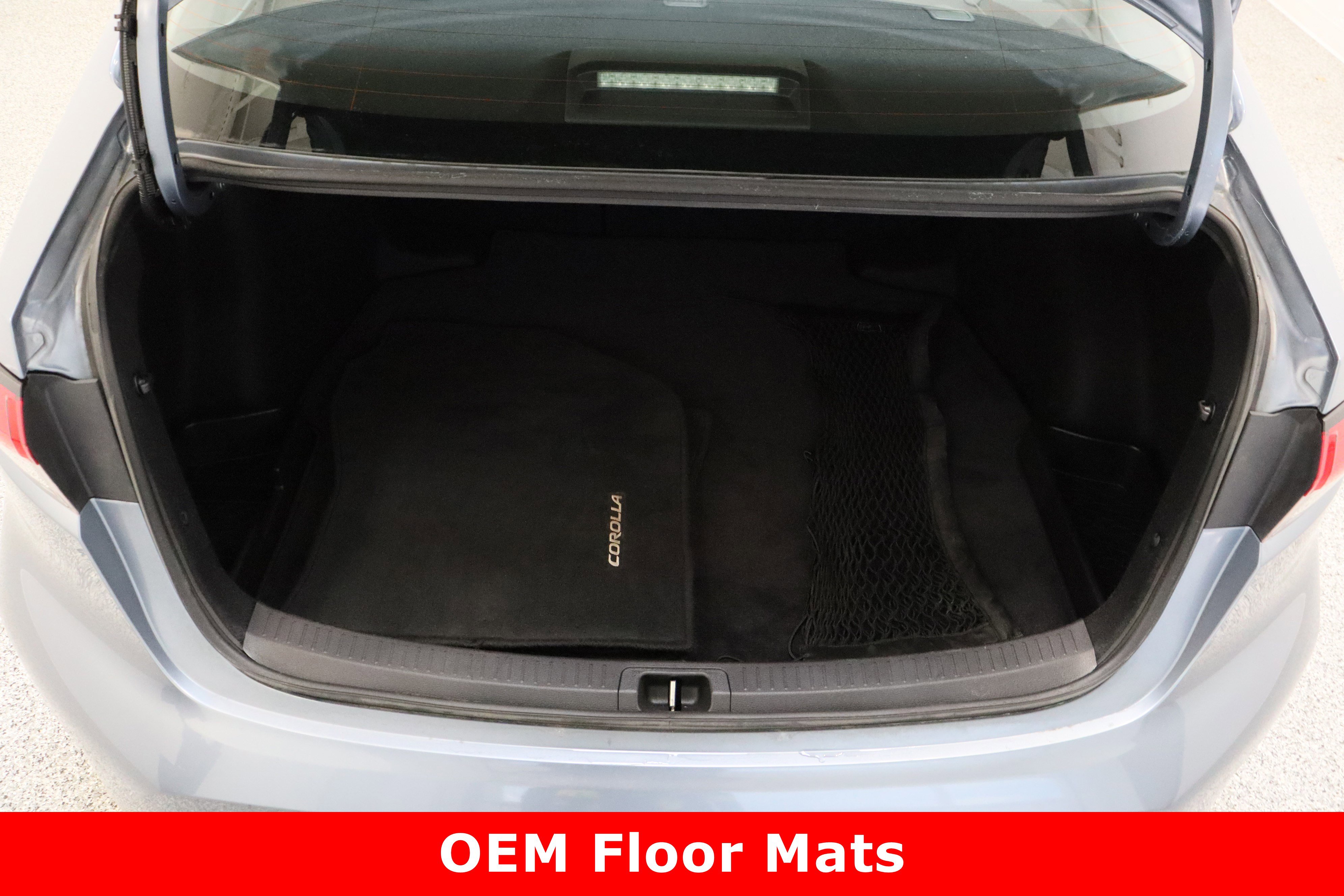 Used 2024 Toyota Corolla LE image 28