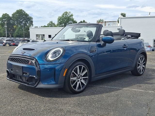 Used 2023 MINI Cooper S w/ Sidewalk Package FWD image 3