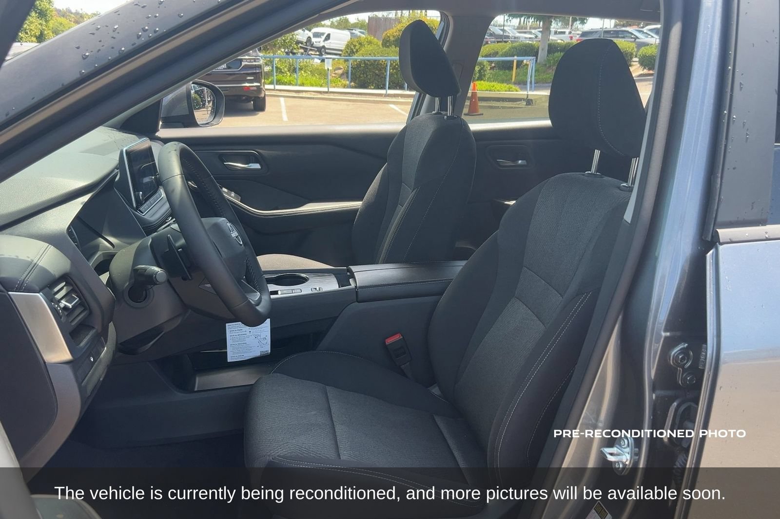 Used 2026 Nissan Rogue SV FWD image 11