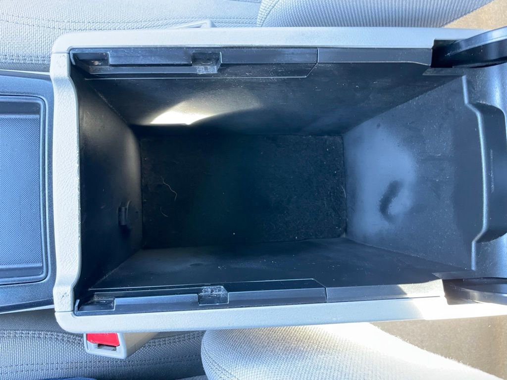 Used 2016 Toyota Camry LE image 20