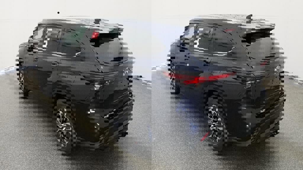 New 2026 Toyota Highlander XLE image 5