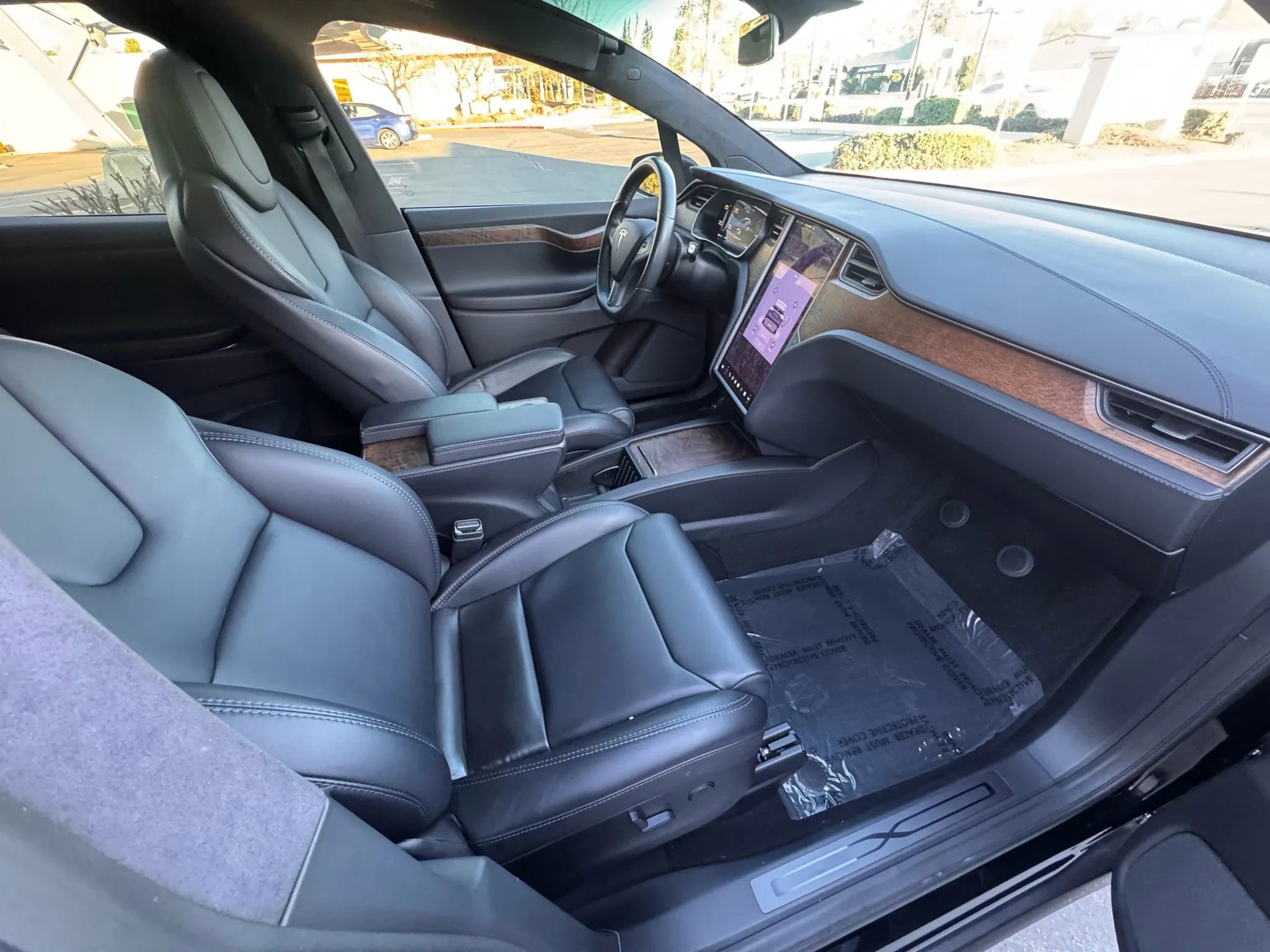 Used 2018 Tesla Model X 75D image 12