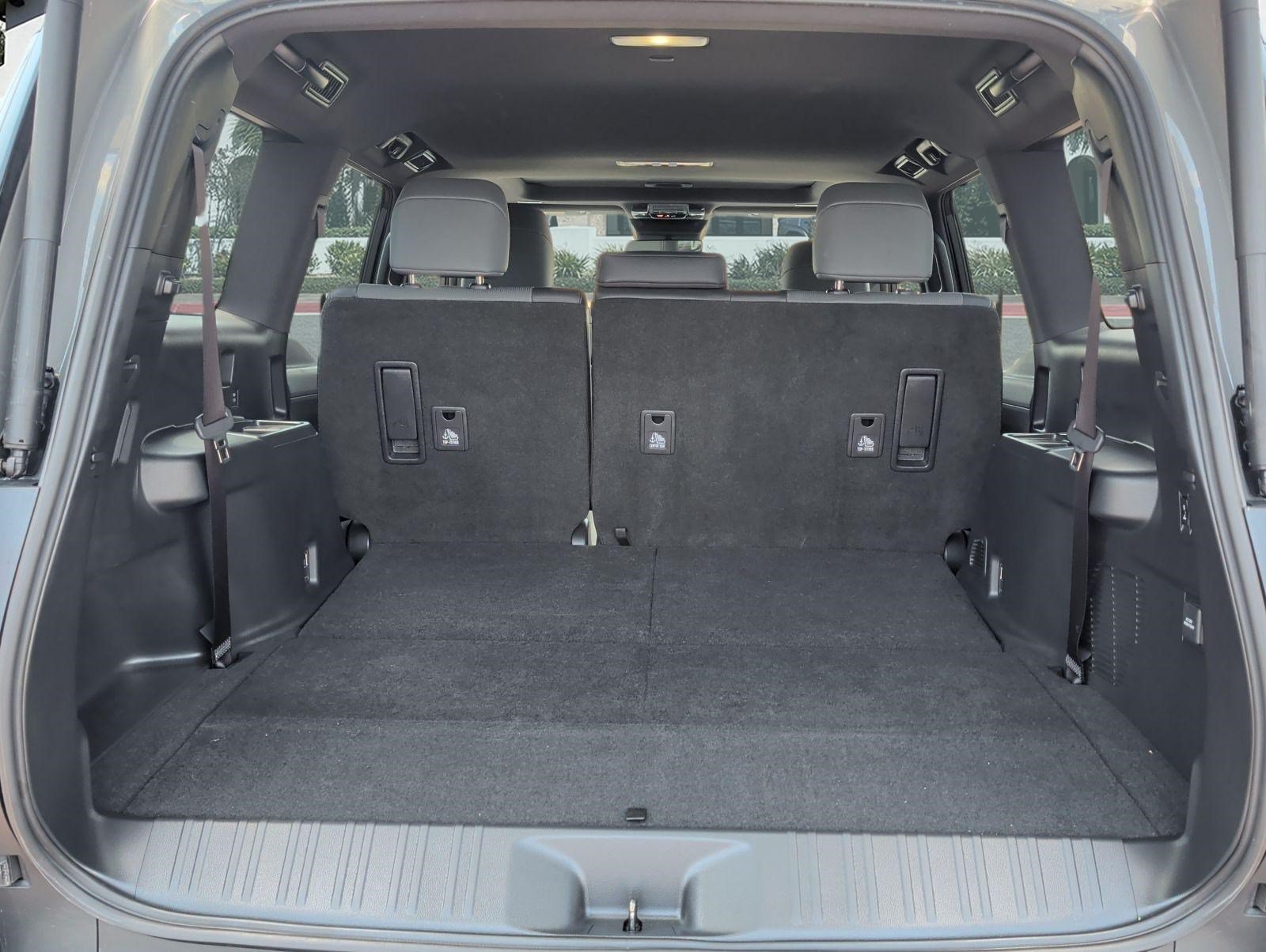Certified 2025 Lexus GX 550 w/ Cold Area Package AWD/4WD image 28