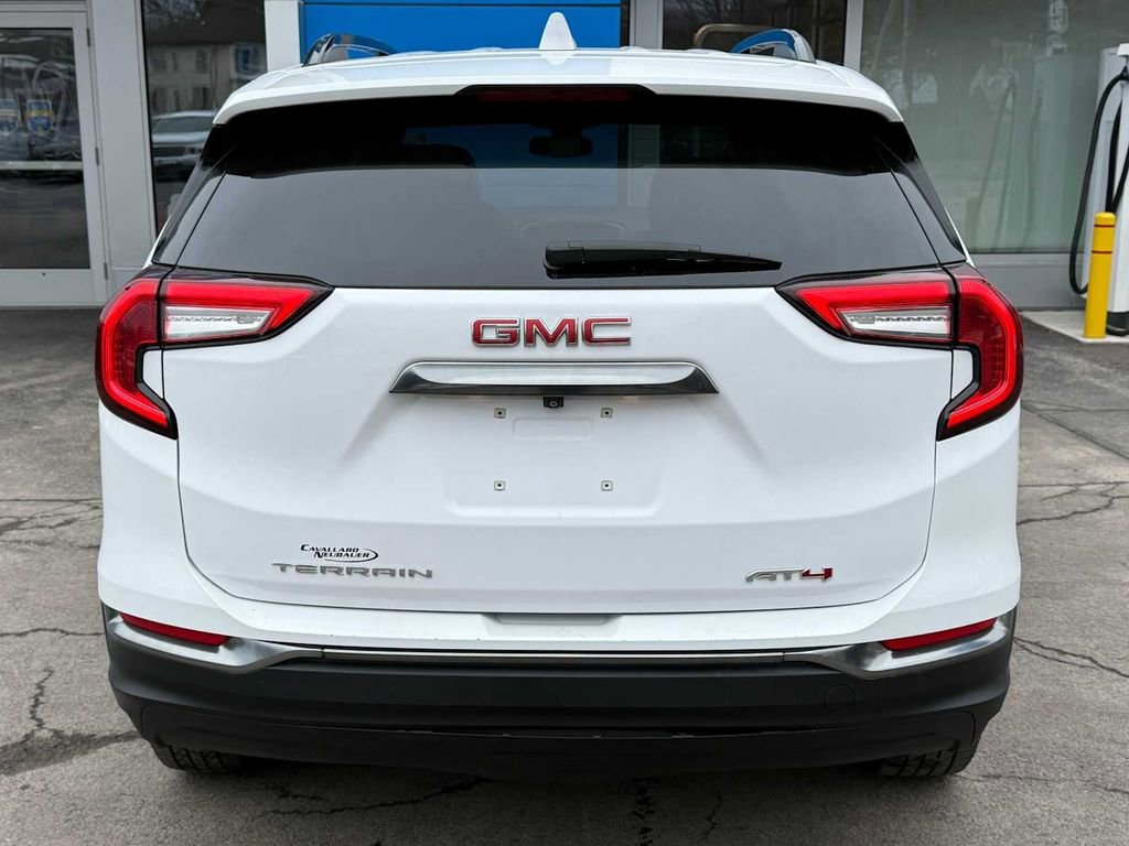 Used 2023 GMC Terrain AT4 image 6