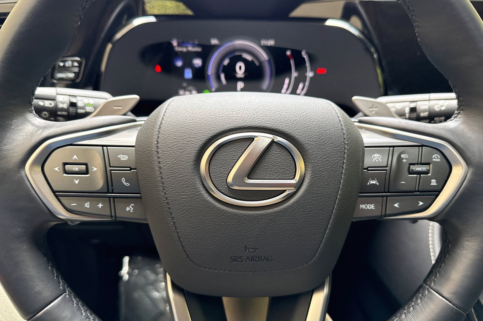 Certified 2025 Lexus NX 350h AWD w/ Accessory Package (2T) image 17