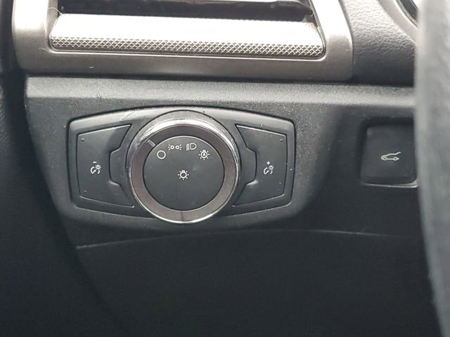 Used 2019 Ford Fusion SE AWD/4WD image 19