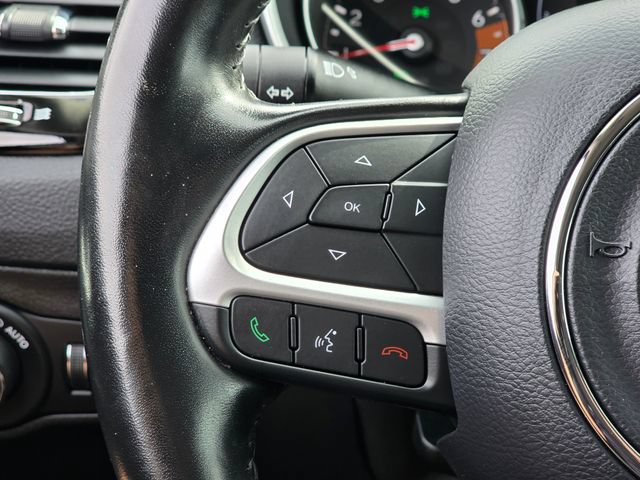 Used 2020 Jeep Compass Latitude FWD image 24