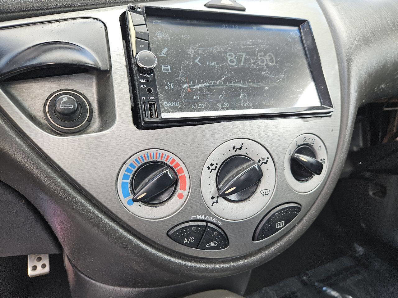 Used 2002 Ford Focus SVT image 17