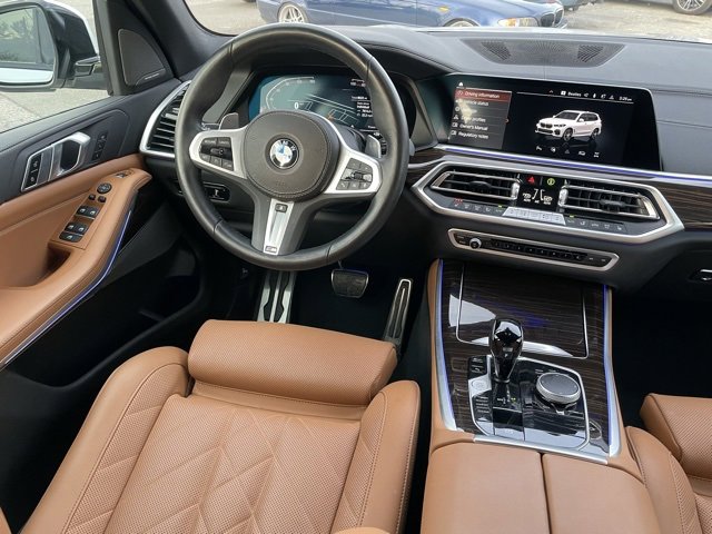 Used 2023 BMW X5 xDrive40i w/ M Sport Package image 9