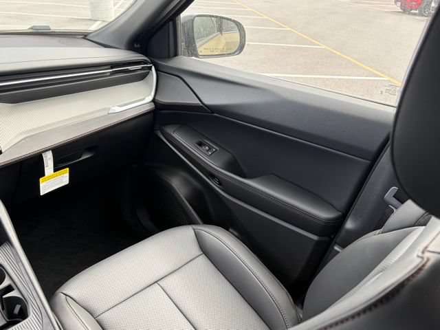 New 2026 Jeep Cherokee Limited AWD/4WD image 32