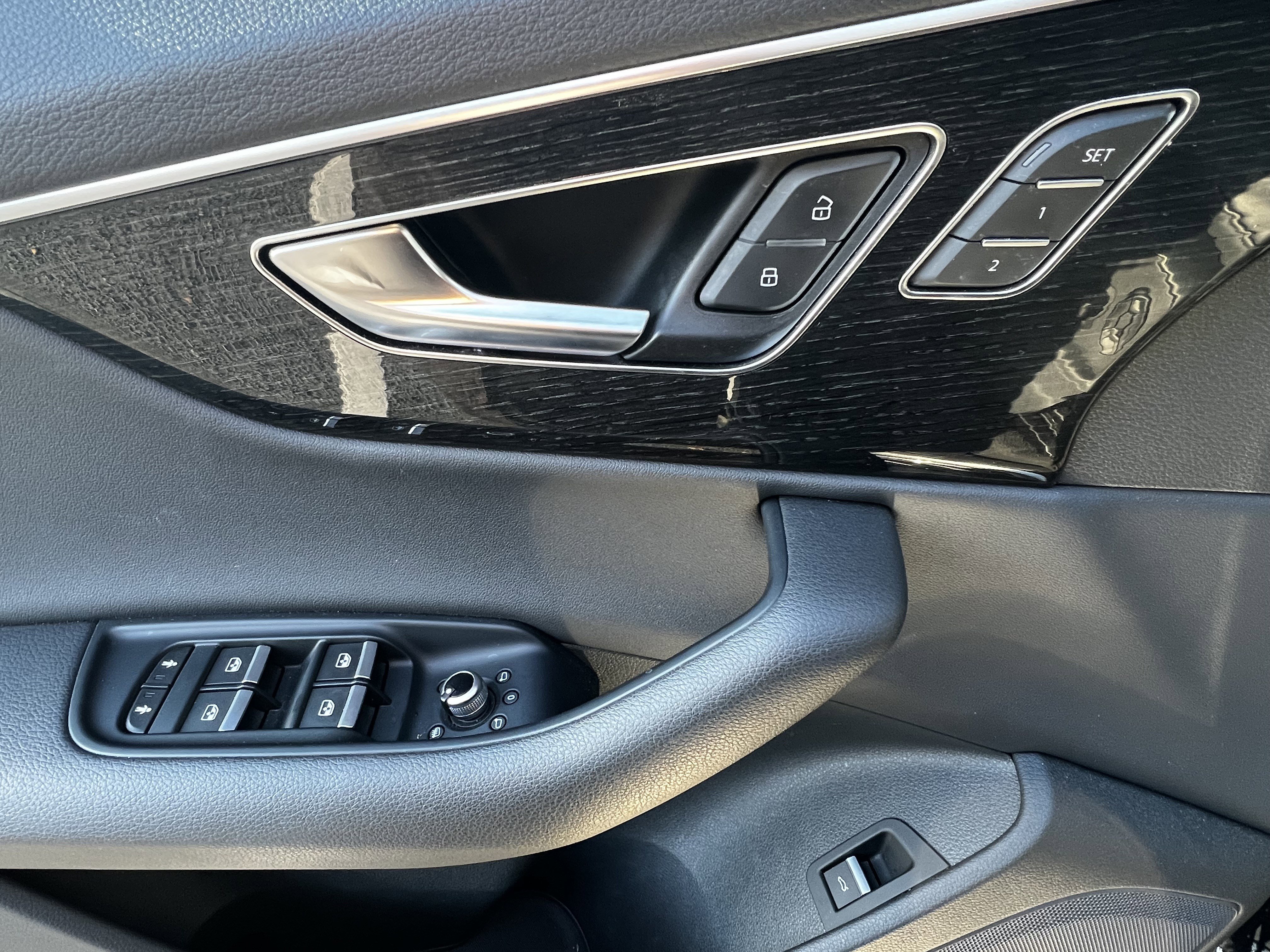 Used 2020 Audi Q7 3.0T Premium w/ Convenience Package image 14