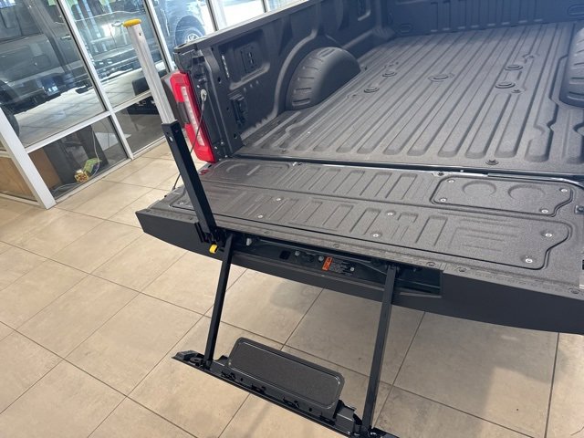 New 2026 Ford F350 4x4 Crew Cab Super Duty image 12