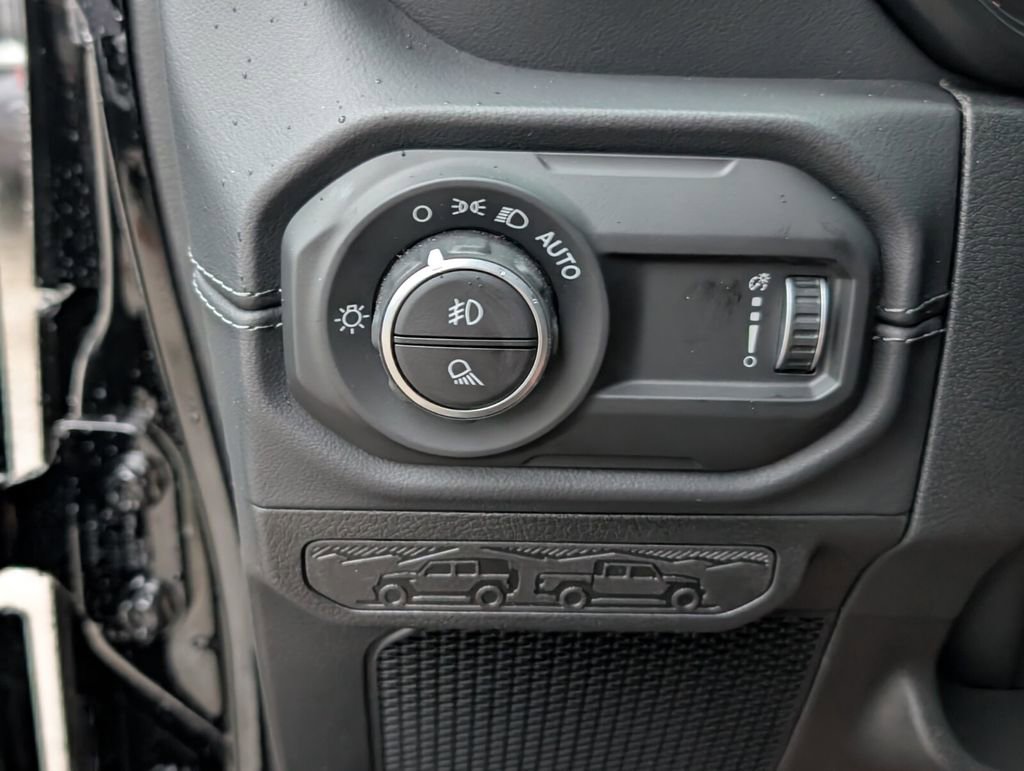 New 2026 Jeep Gladiator Sport AWD/4WD image 24