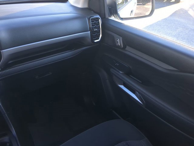 Used 2025 Ford Ranger XLT w/ Trailer Tow Package image 17