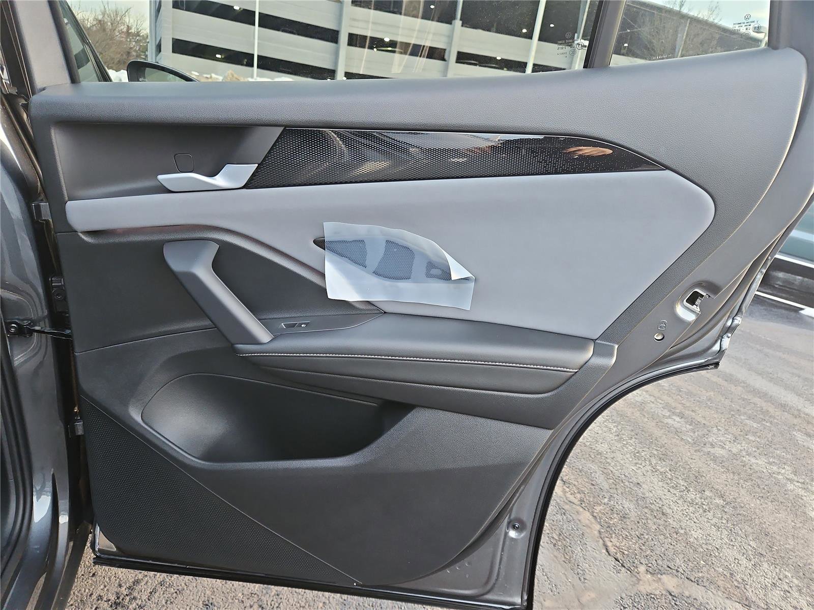 New 2026 Volkswagen Tiguan SE R-Line image 30