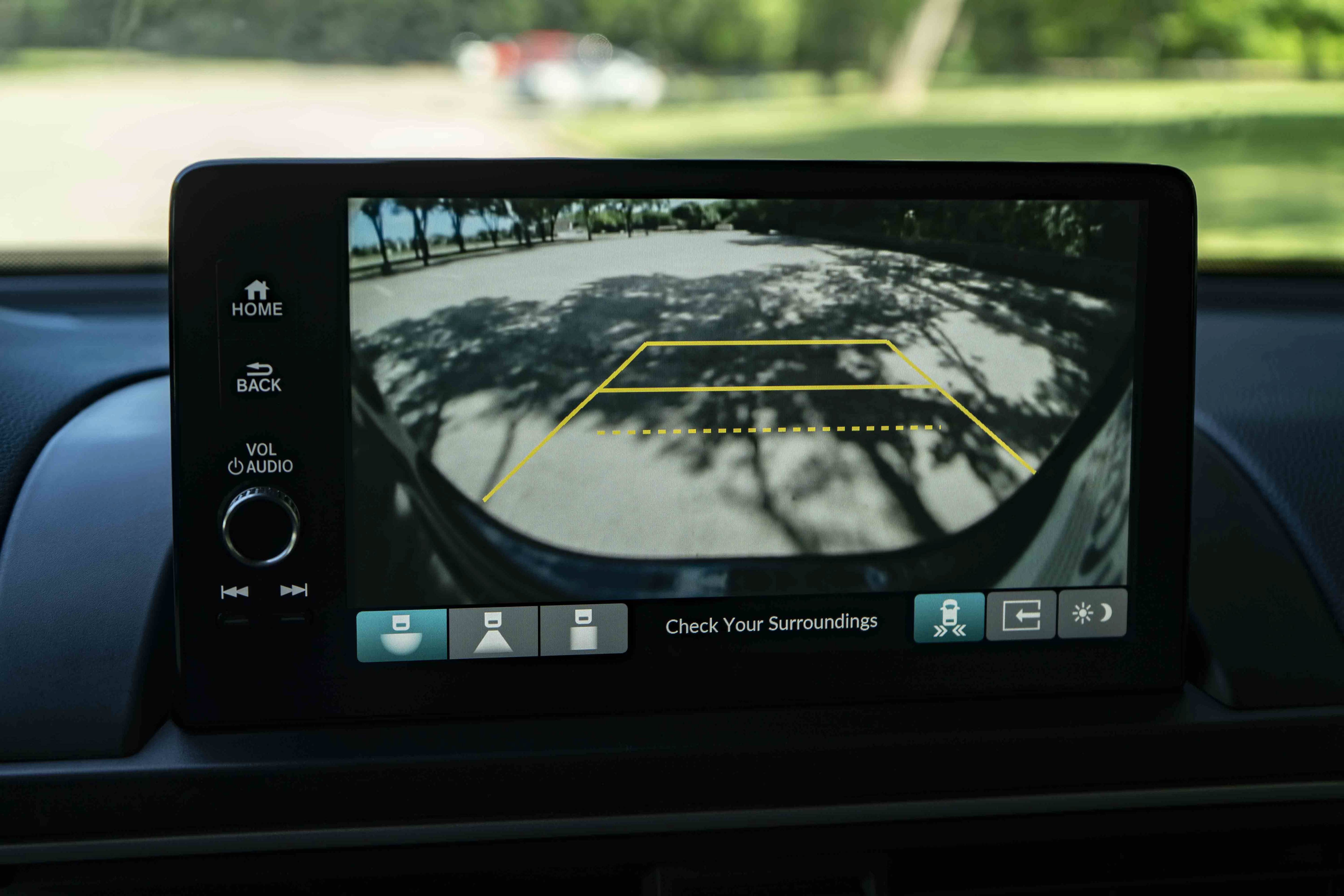 Certified 2024 Honda Pilot Touring image 32