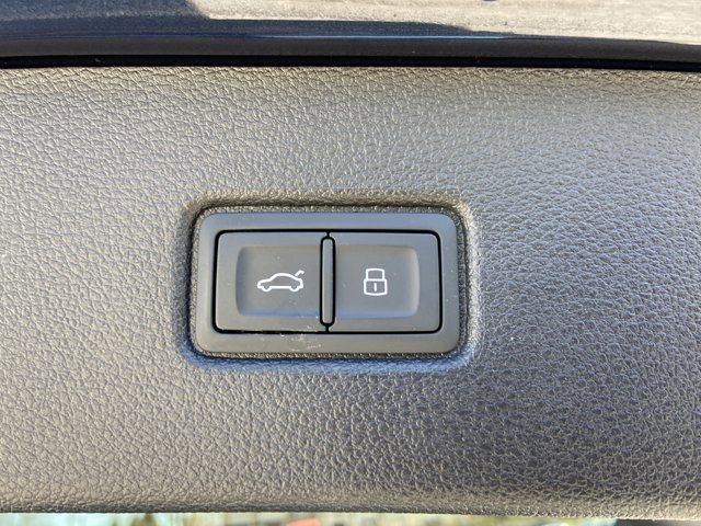 Used 2026 Audi Q7 2.0T Premium Plus w/ Premium Plus Package image 33