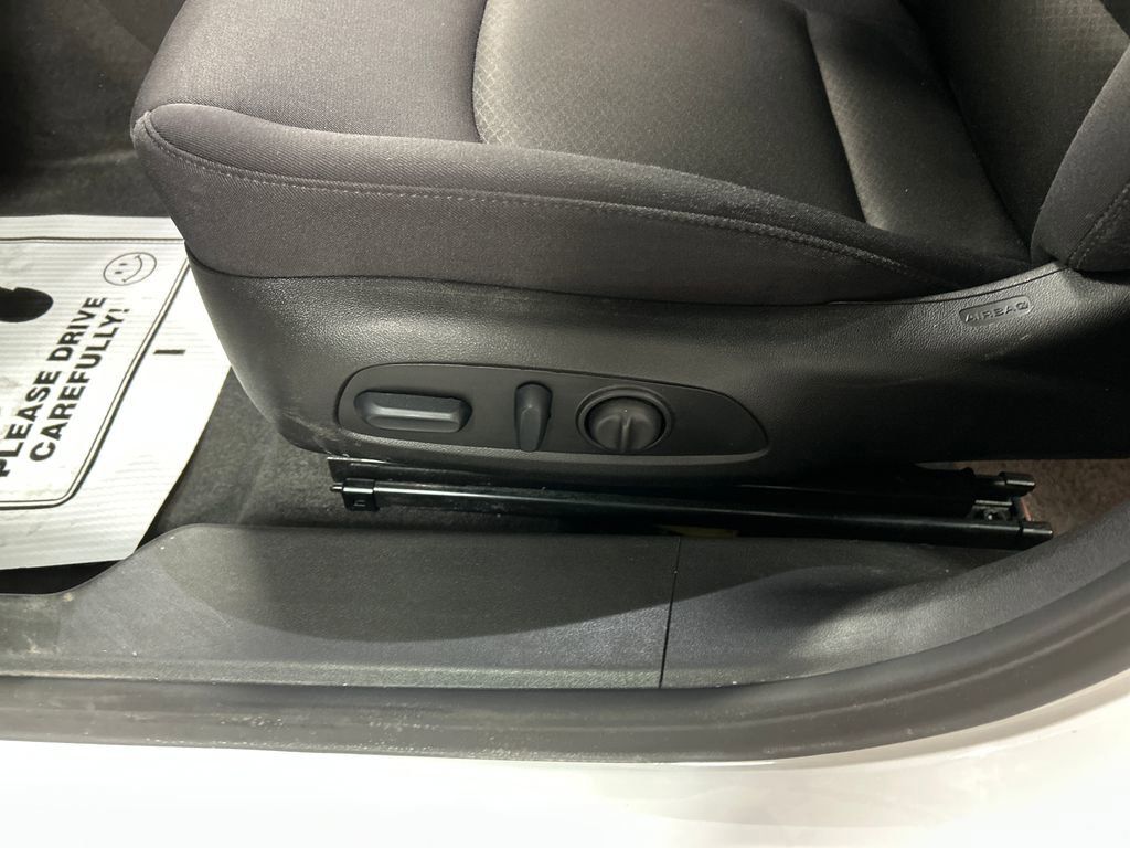 Used 2024 Chevrolet Malibu LT w/ Sport Edition image 13