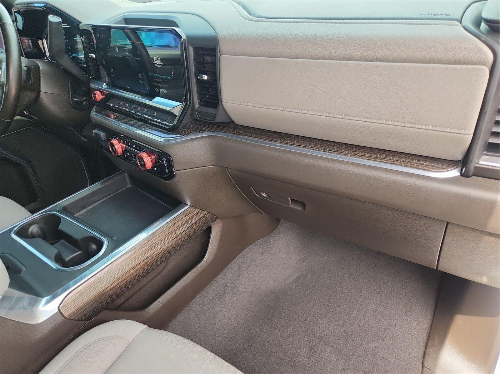 Used 2025 Chevrolet Silverado 2500 LT w/ Texas Edition AWD/4WD image 28
