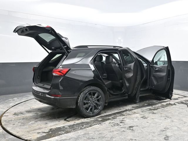 Used 2022 Chevrolet Equinox RS w/ RS Leather Package image 46