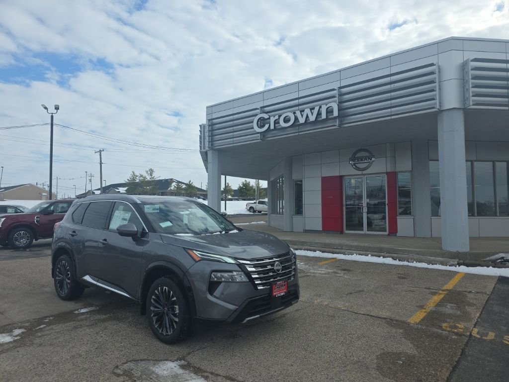 New 2026 Nissan Rogue Platinum w/ Tech Package