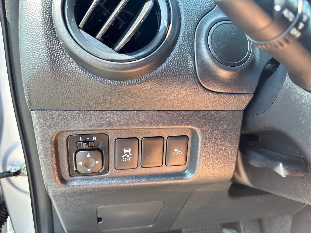 Used 2024 Mitsubishi Mirage ES FWD image 18
