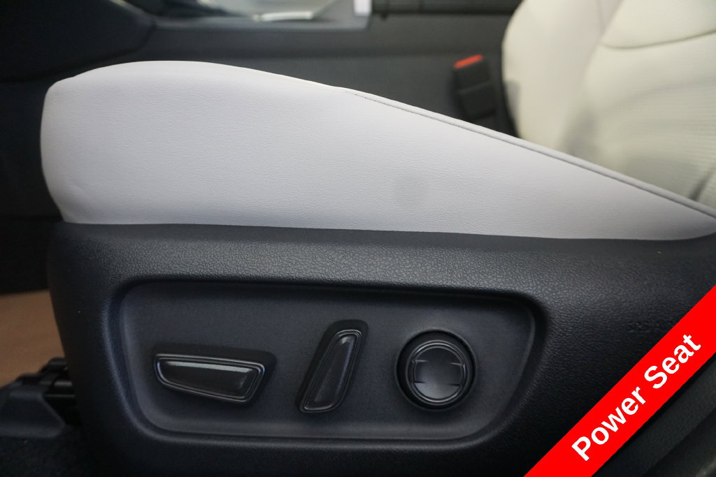 New 2026 Toyota RAV4 XLE Premium w/ Panoramic Sun Roof Package AWD/4WD image 7