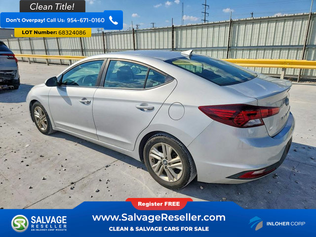 Used 2019 Hyundai Elantra SEL w/ Cargo Package FWD image 3