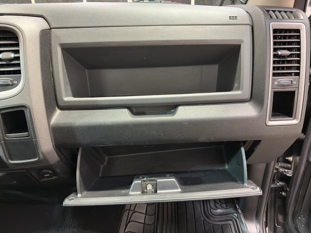 Used 2015 RAM 1500 Express w/ Black Ram 1500 Express Group image 24