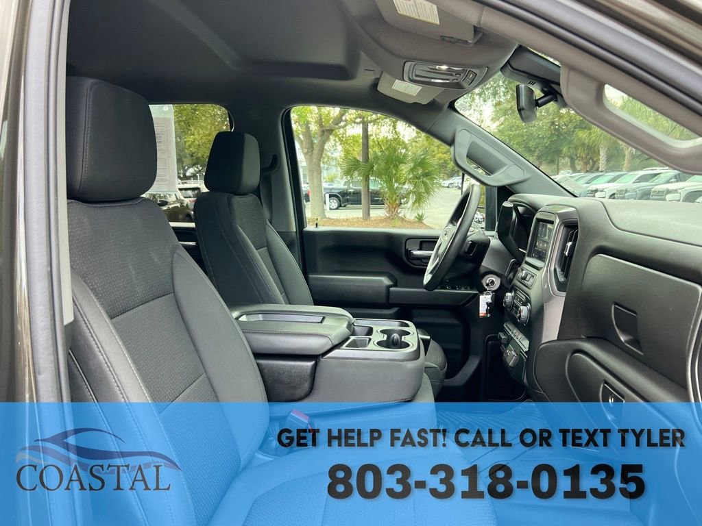 Used 2022 Chevrolet Silverado 2500 Custom w/ Custom Value Package image 27