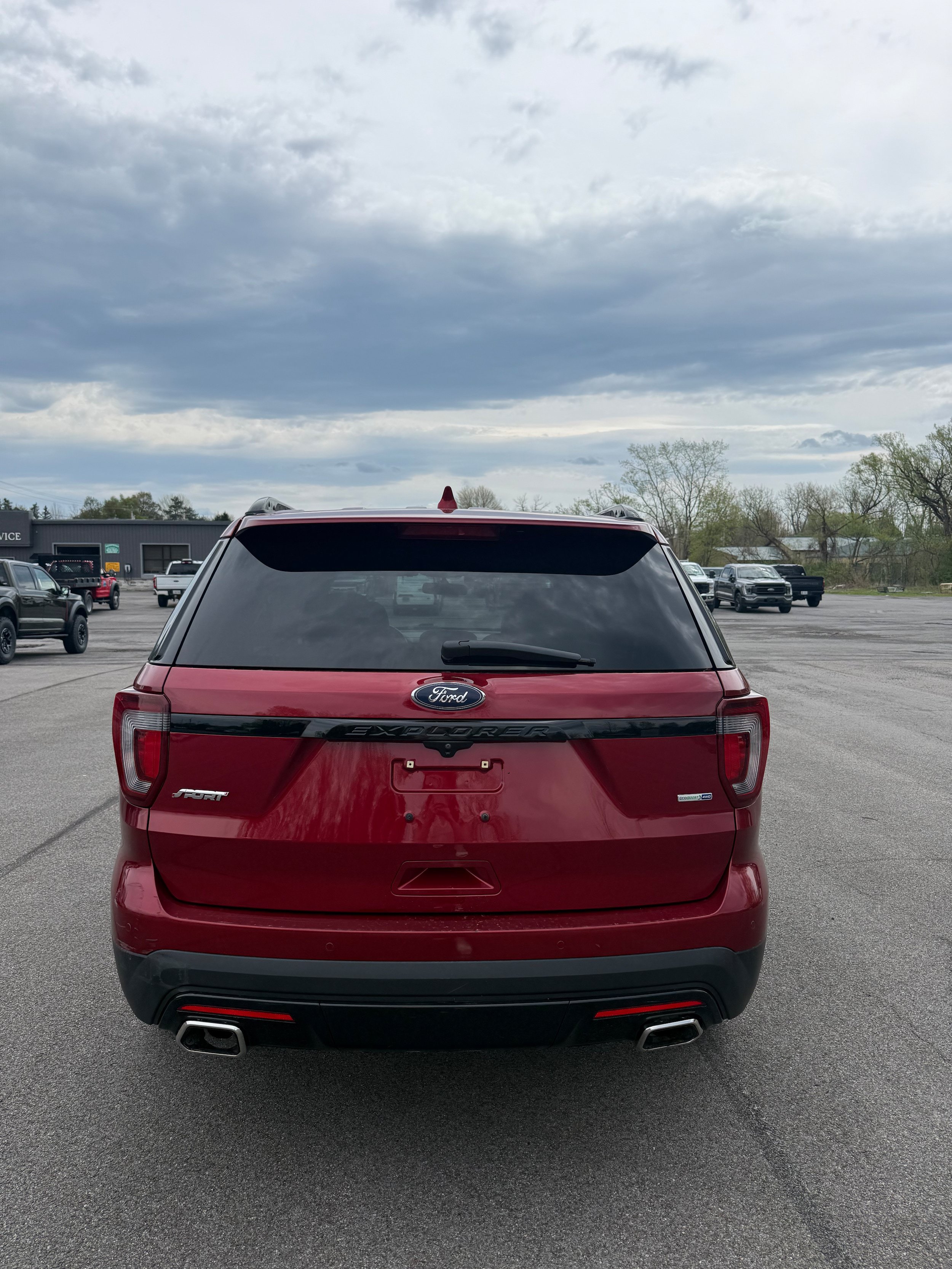 Used 2016 Ford Explorer Sport w/ Equipment Group 401A AWD/4WD image 3
